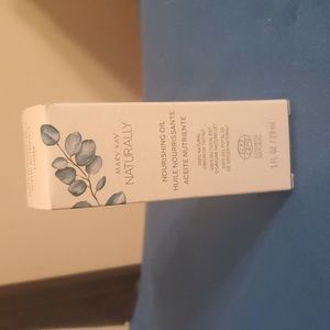 Marykay's NATURALLY Nourishing Oil